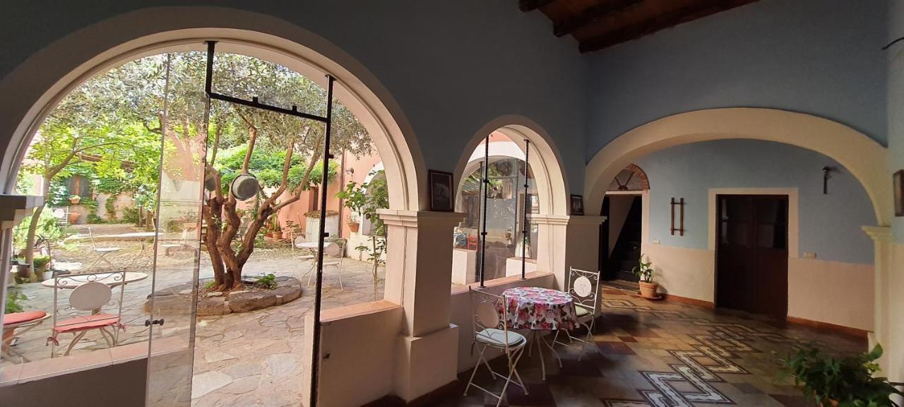 Casa Camboni-Dimora Storica Bed & Breakfast サン・ヴィート エクステリア 写真