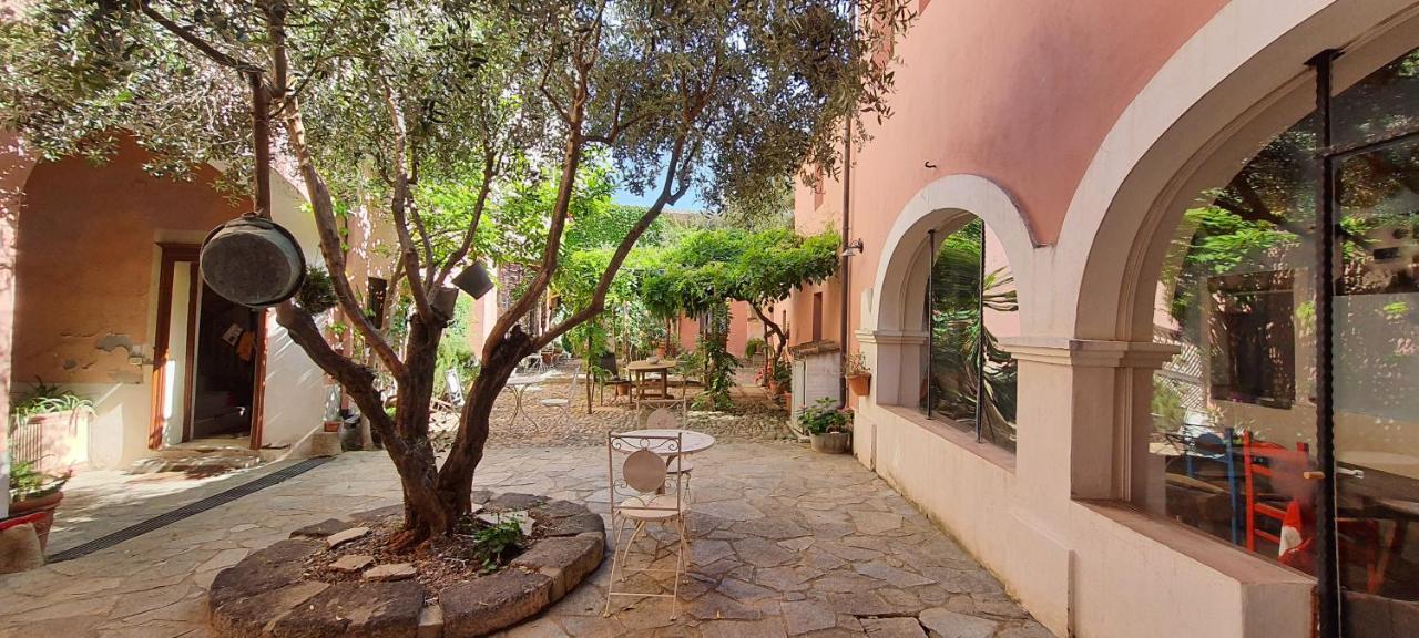 Casa Camboni-Dimora Storica Bed & Breakfast サン・ヴィート エクステリア 写真