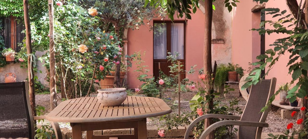 Casa Camboni-Dimora Storica Bed & Breakfast サン・ヴィート エクステリア 写真